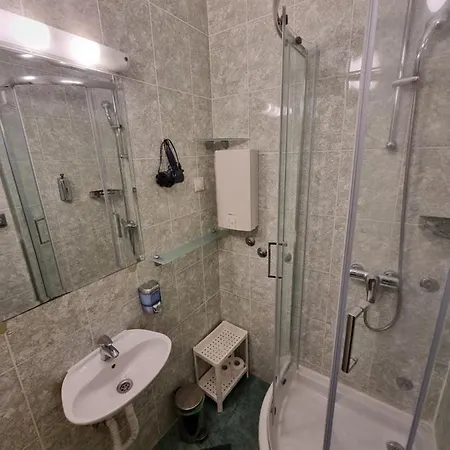 Spirit Hostel And Apartments Belgrado Esterno foto