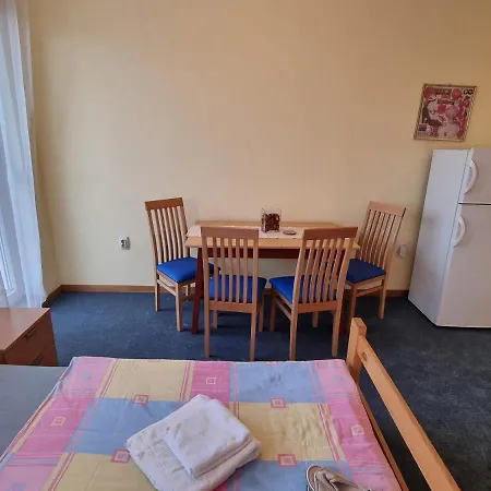 Spirit Hostel And Apartments Belgrado Esterno foto