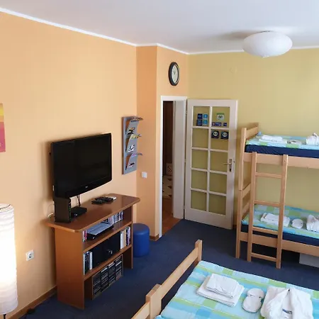 Spirit Hostel And Apartments Belgrado Esterno foto