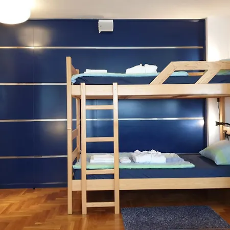 Spirit Hostel And Apartments Belgrado Esterno foto