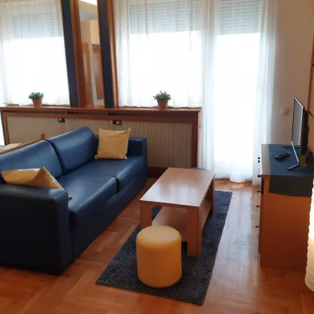 Spirit Hostel And Apartments Belgrado Esterno foto