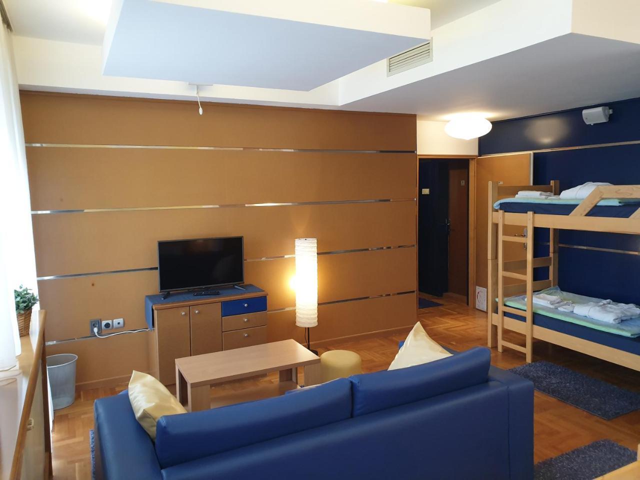 Spirit And Hostel Belgrade